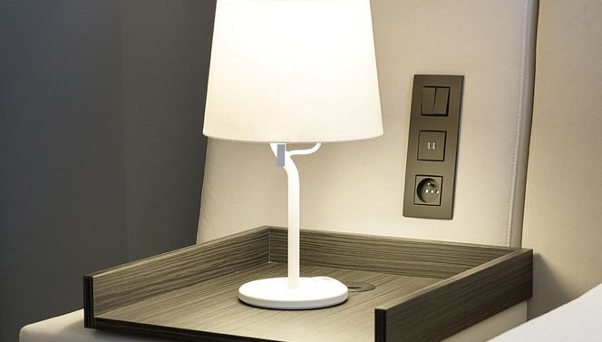 SPA-superior-room-lamp